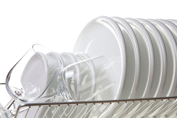 The GE Monogram Dishwasher Features That Will Leave Your Dishes Spotless